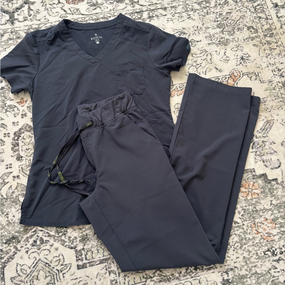 Med couture grey scrub set